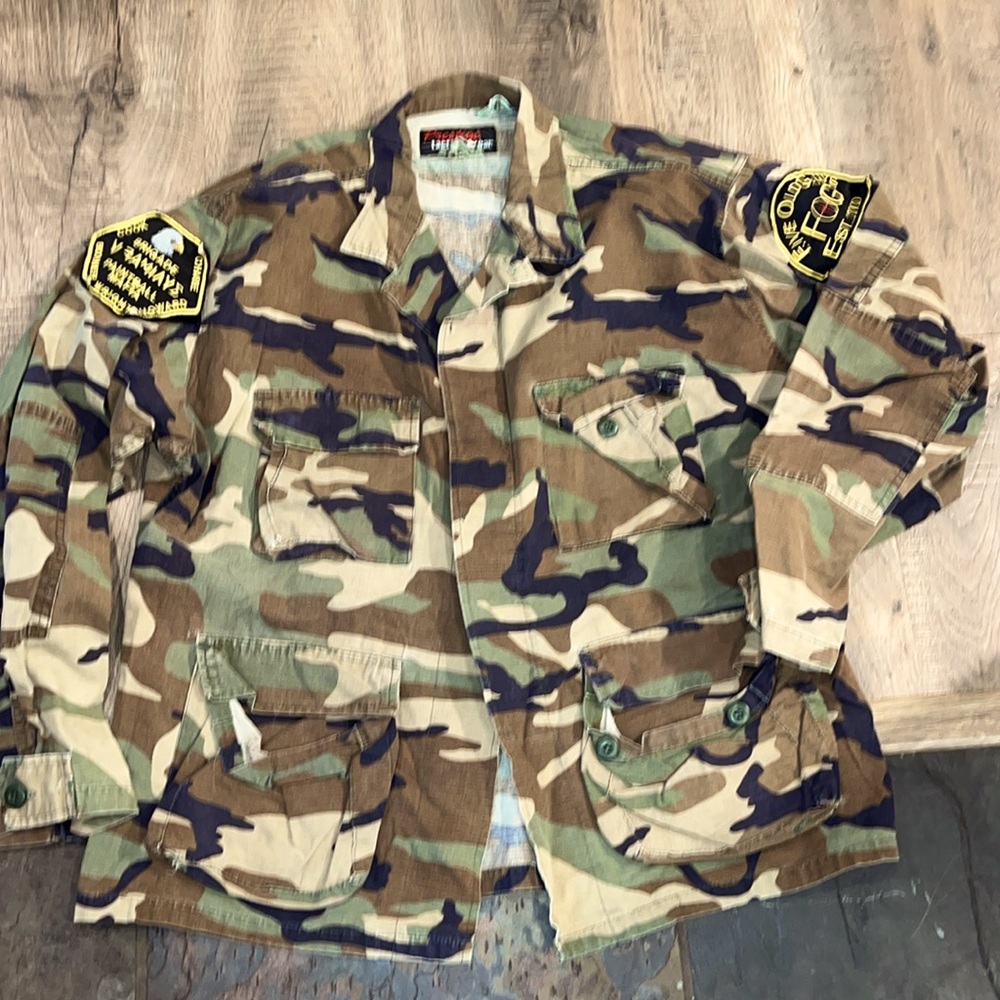 Prestige XL Tactical CAMO JACKET Canvas Army Button Up PAINTBALL, old Guys Patch